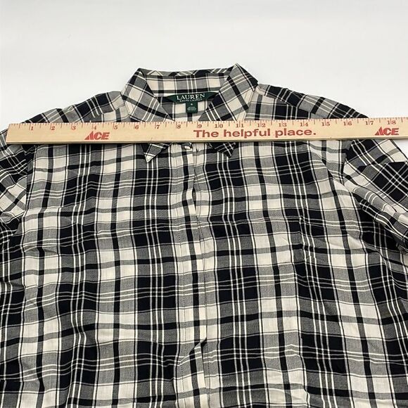 Black and white 100% cotton plaid Ralph Lauren button down - Picture 9 of 9